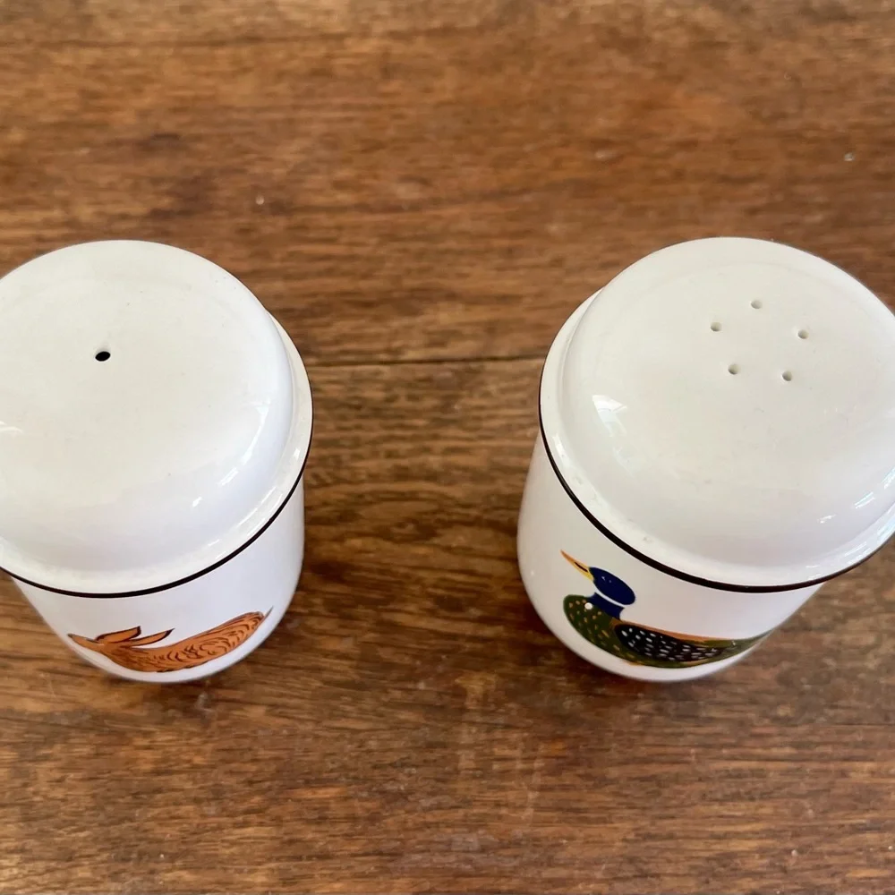 Villeroy Boch Laplau Naïf Salt & Pepper shakers